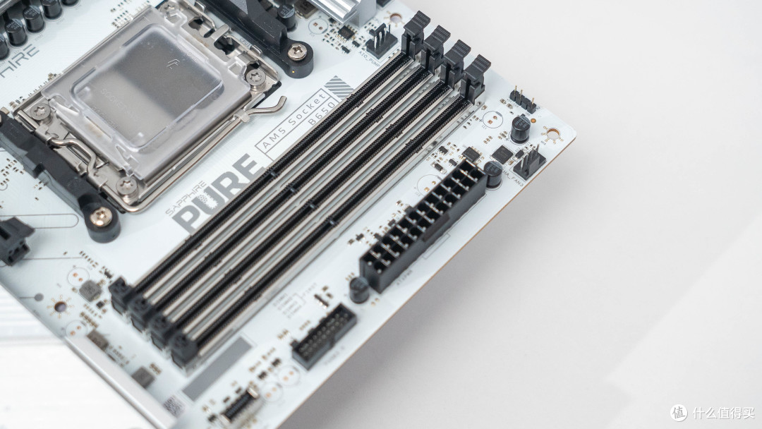 千元主板能否喂饱9950X3D？蓝宝石 PURE 极地 B650M WIFI评测分享