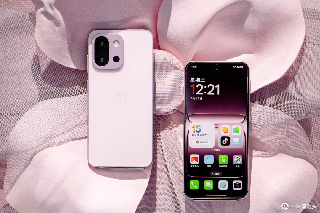 800元差价!一加13T对比OPPO Find X8s,谁更值得入手?