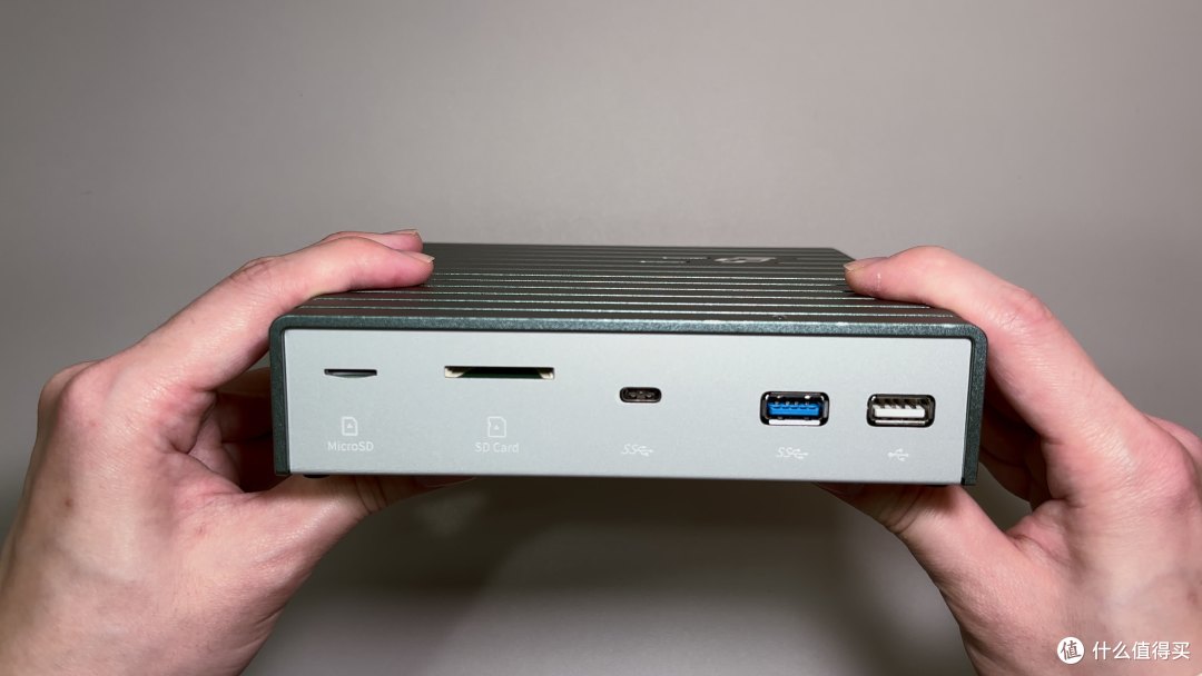 被动散热+全闪存储+UPS，蜀兜 NAS PD5 开箱评测：是否值得入手？