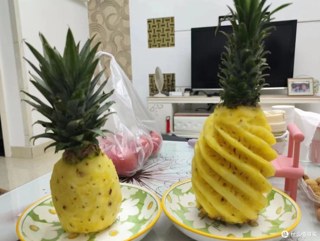 菠萝和凤梨都纷纷上市了！