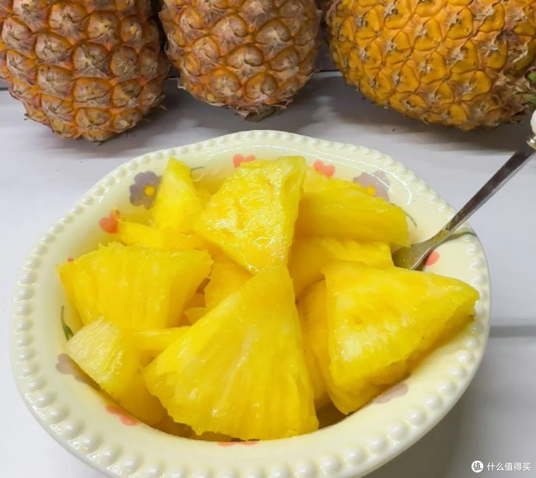 菠萝和凤梨都纷纷上市了！