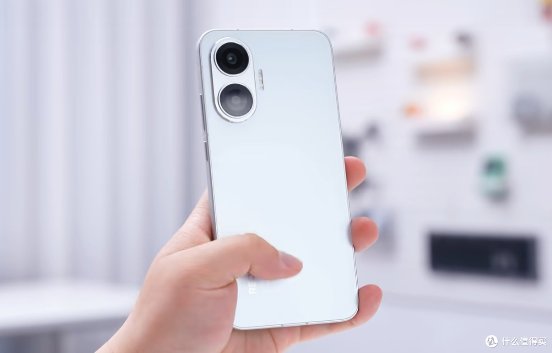 Redmi Turbo 4 Pro：国补价1699元起的性能小钢炮