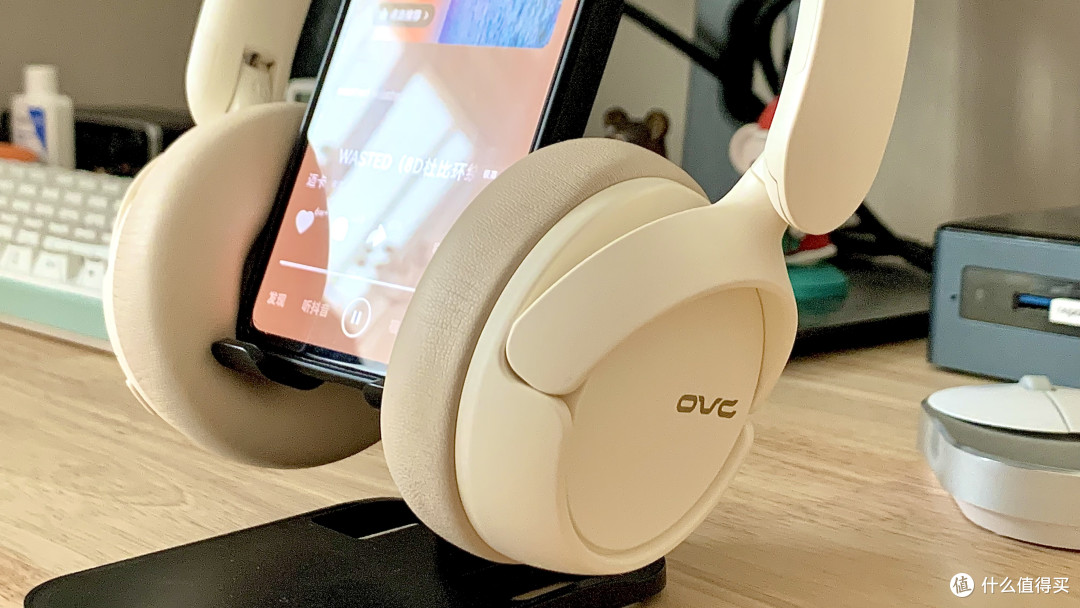 降噪38dB+60小时续航!OVC A10头戴耳机实测:通勤党终极救星?