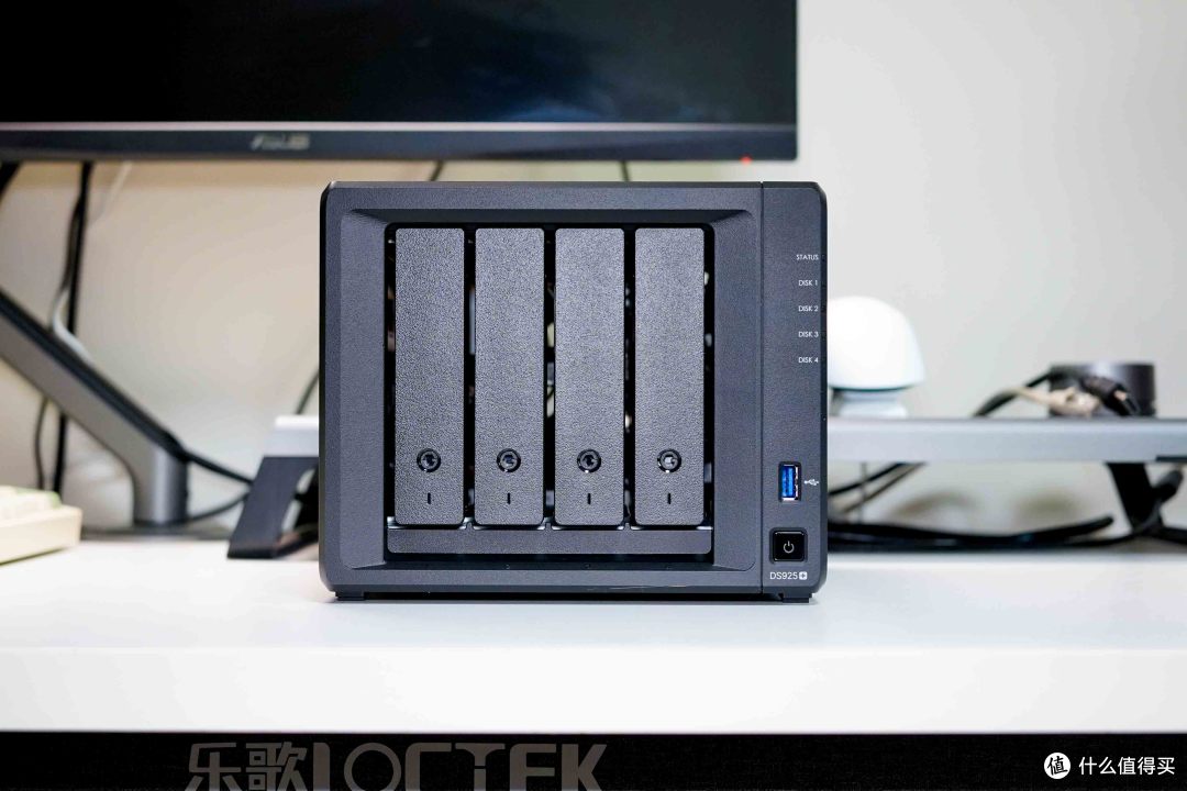还原新品NAS的真实面丨群晖DS925+硬件方案与硬盘规则解析