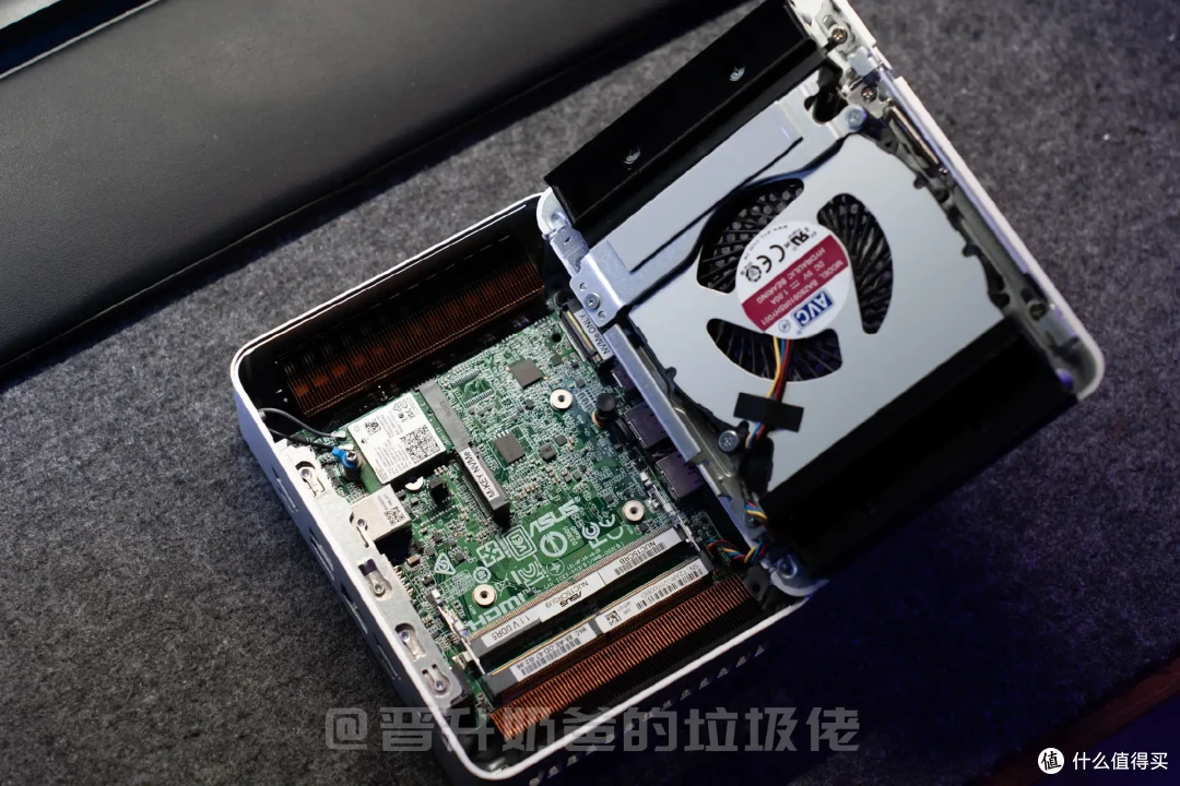 办公+娱乐全能战士,华硕NUC 15 Pro+真实使用体验报告