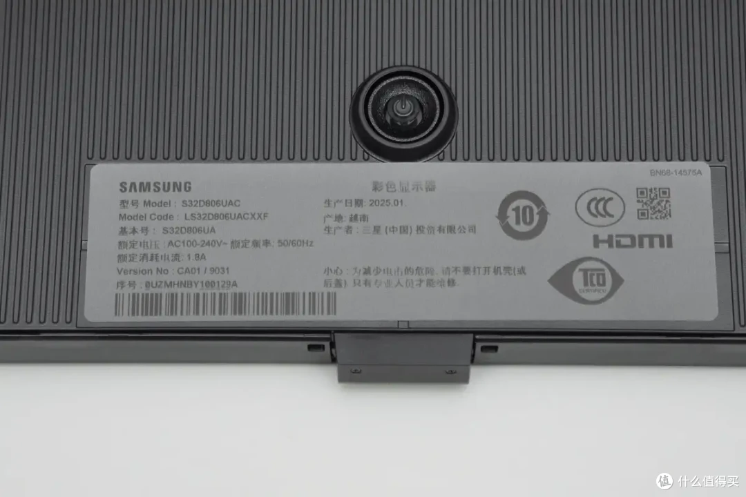 大屏高清不妥协:三星 S32D806UAC 4K 显示器值不值得买?