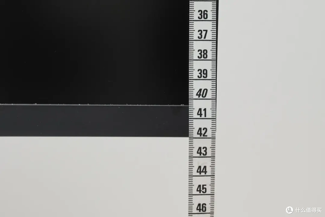 大屏高清不妥协:三星 S32D806UAC 4K 显示器值不值得买?