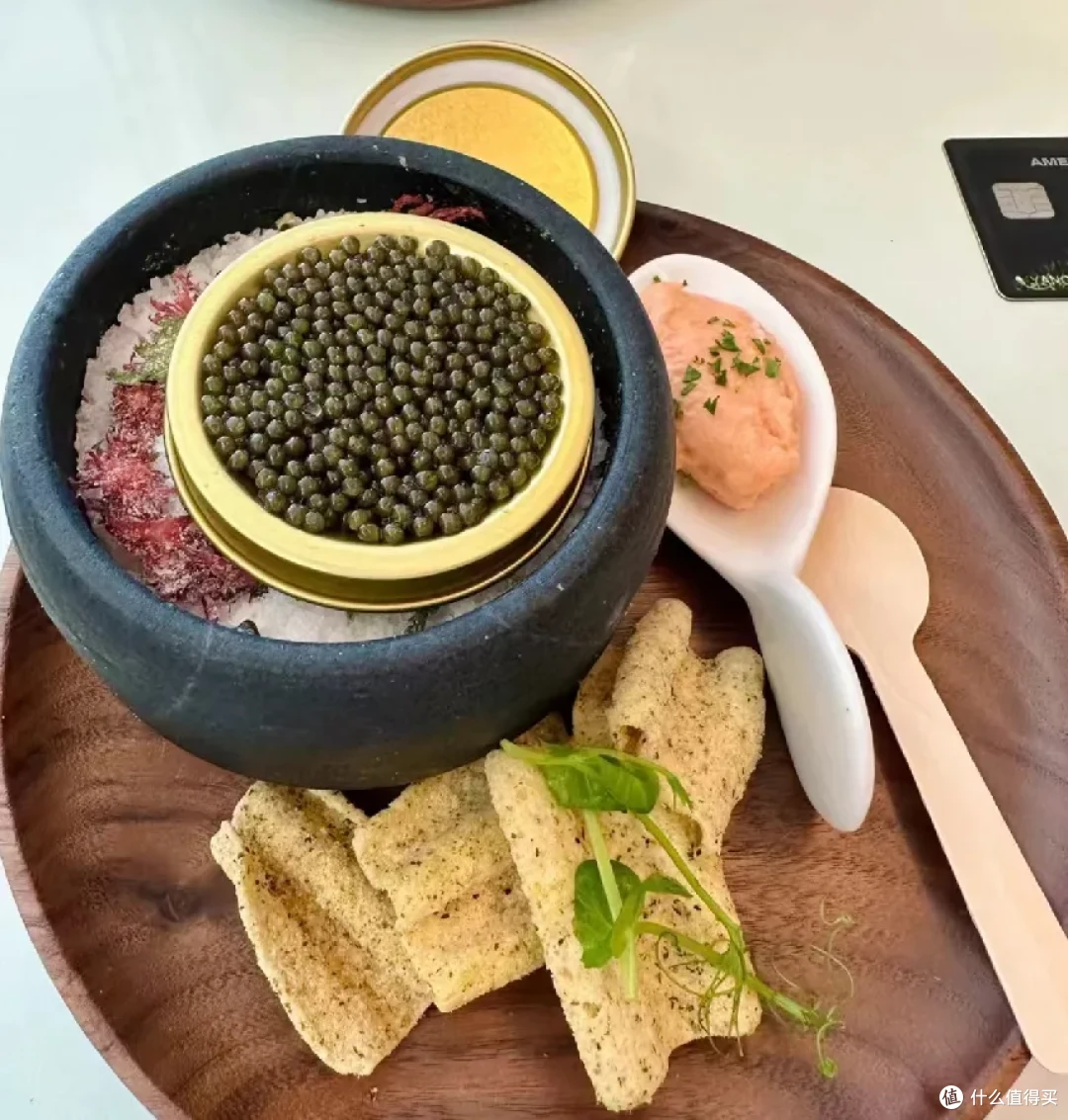 内卡真正的天花板，黑金卡王、免年费活动再临！_信用卡_什么值得买