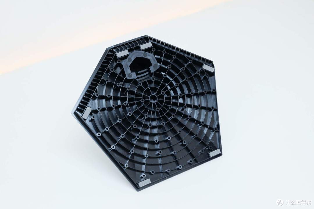 400元价位的200Hz高刷显示器:AMZFAST 锋鸣 25X1上手体验