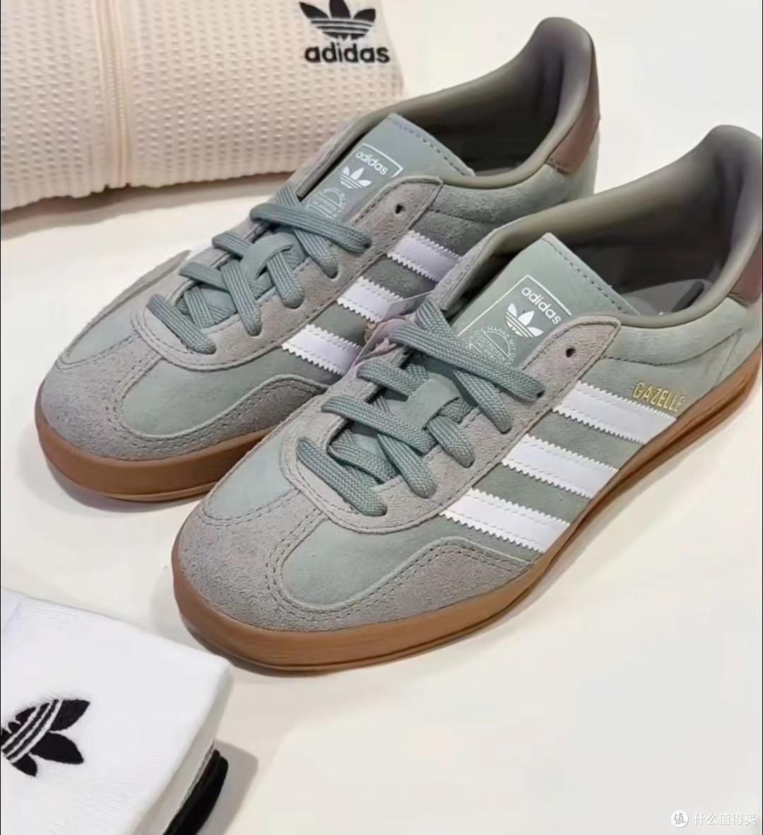 经典设计,绿灰配色:adidas Originals GAZELLE INDOOR 板鞋