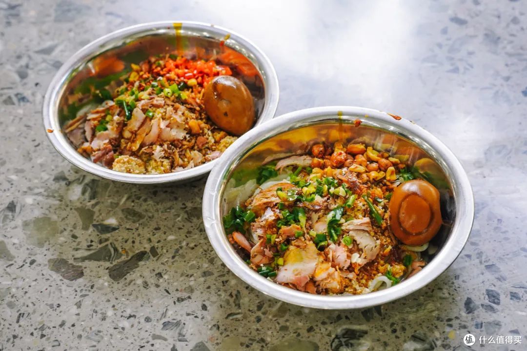 带着最魔性的口音，这座小城又占领美食高地啦！