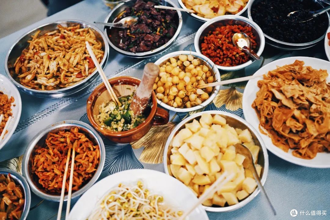 带着最魔性的口音，这座小城又占领美食高地啦！
