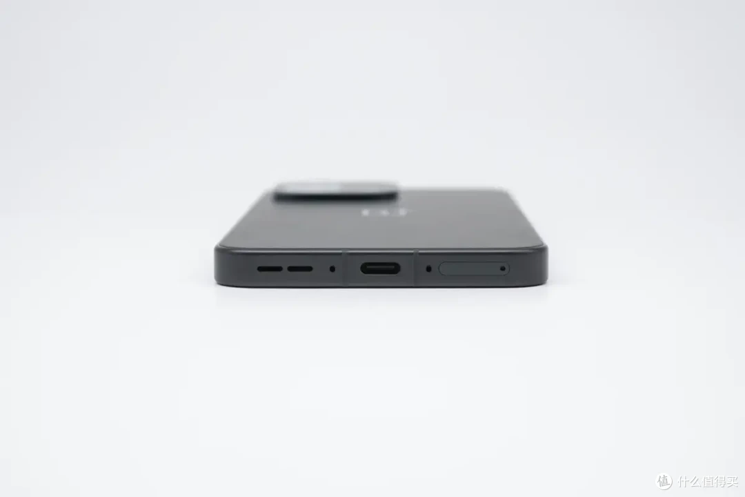 评测小屏旗舰一加 13T,性能小钢炮,骁龙8至尊版+6260mAh