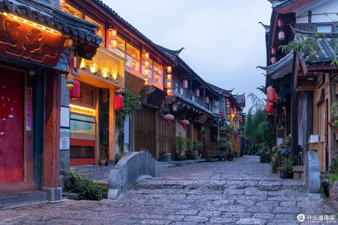 五一假期去哪玩？这5条路线亲测不踩雷！现在订票还来得及