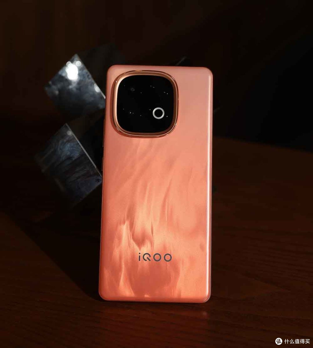 7620mAh+190W,iQOO刚公布的新机,比红米还要猛