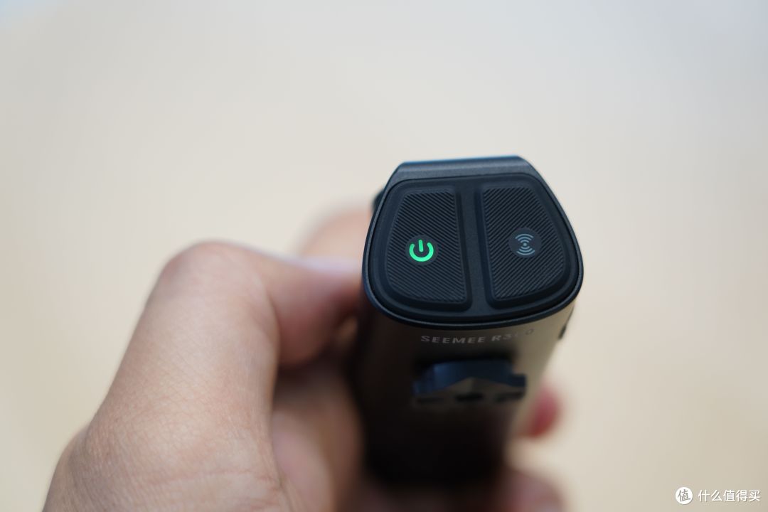 把骑行安全系数拉满的背后之眼-迈极炫SEEMEE R300智能雷达尾灯。