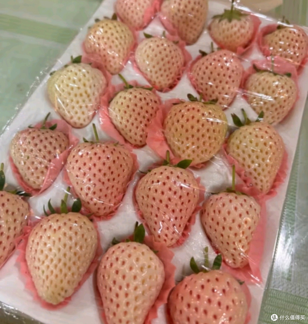 白草莓