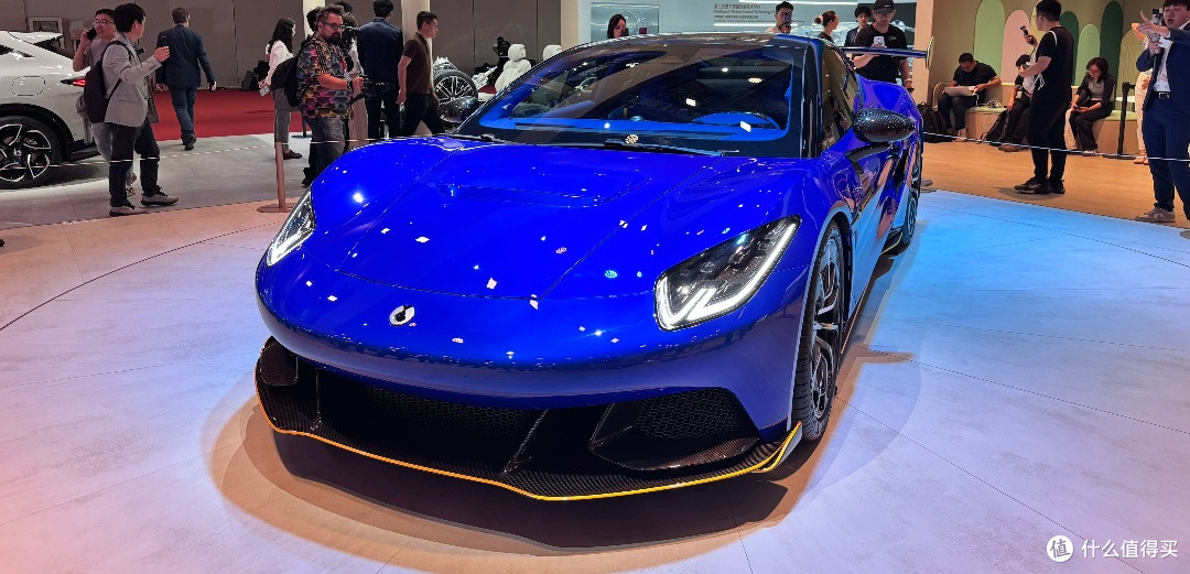 2025上海车展:电动化转型的璀璨灯塔