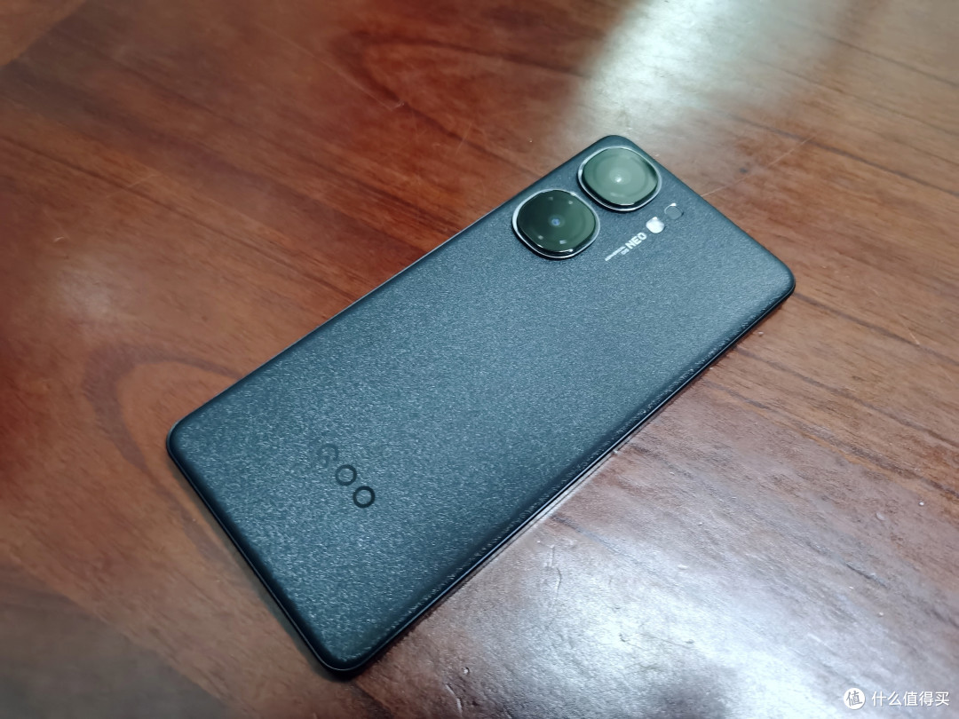 原来两千多买的vivo iQOO Neo9 ,国补后才一千多