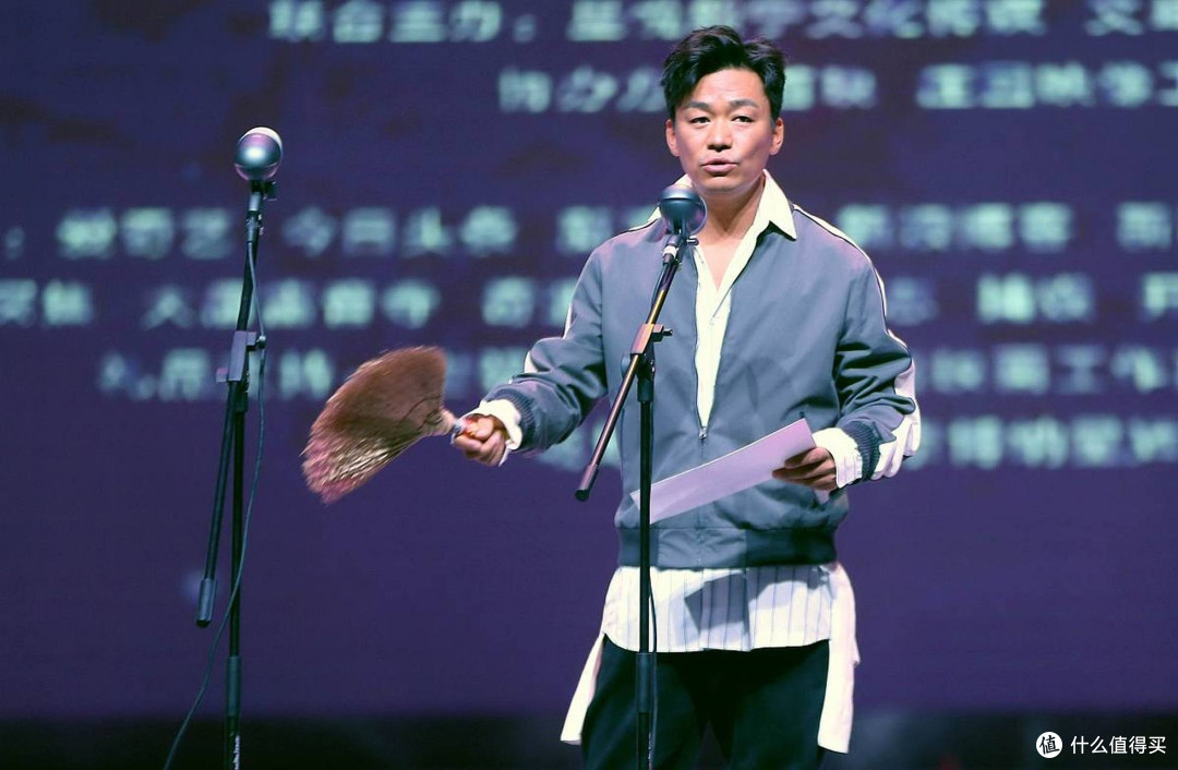 华语影坛的“别样标尺”——金扫帚奖！