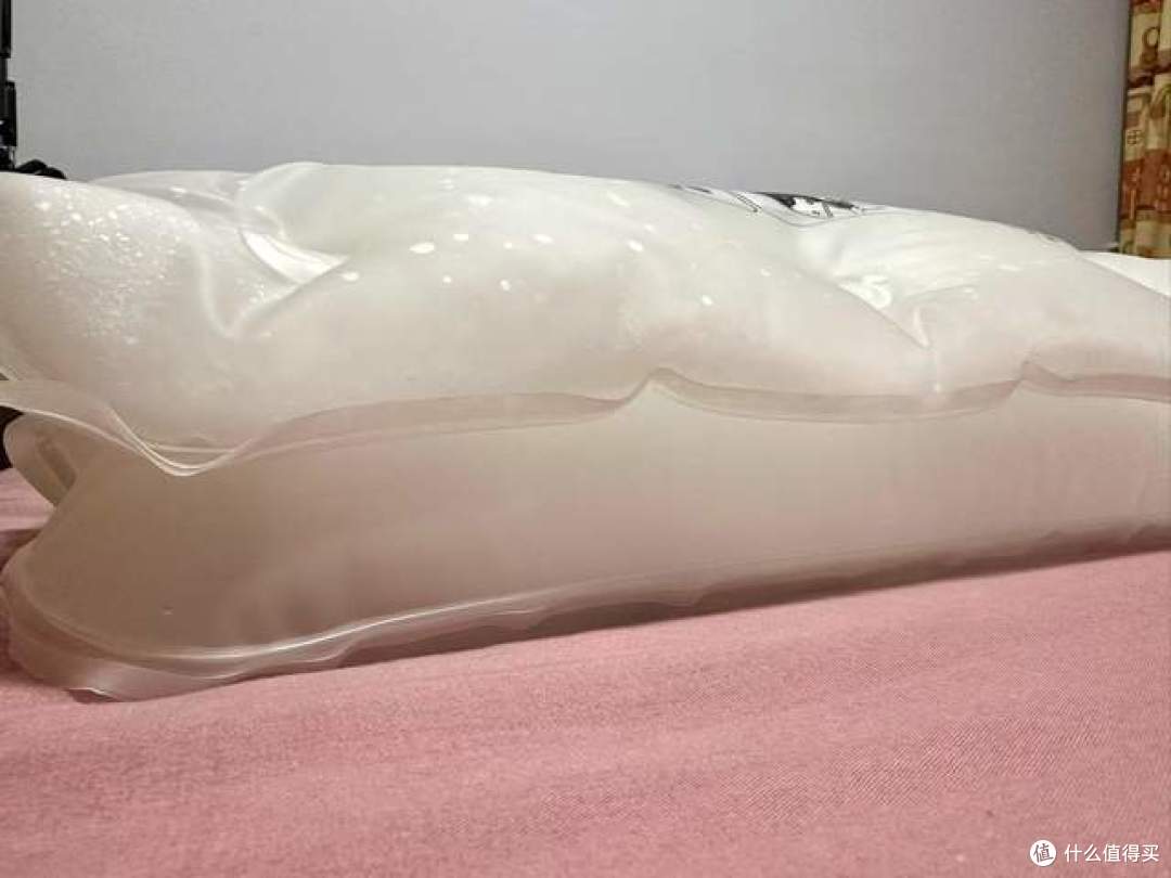 吊打传统枕头,添眠水气浮力枕F1开箱测评