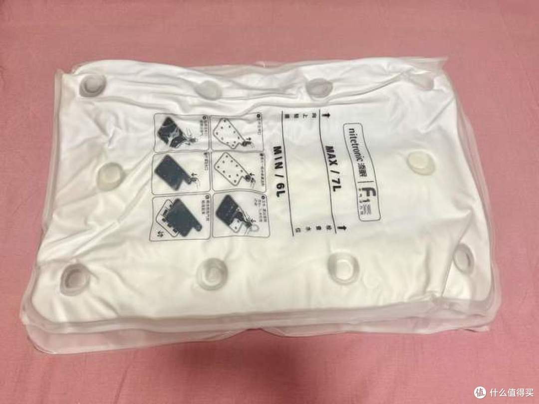 吊打传统枕头,添眠水气浮力枕F1开箱测评