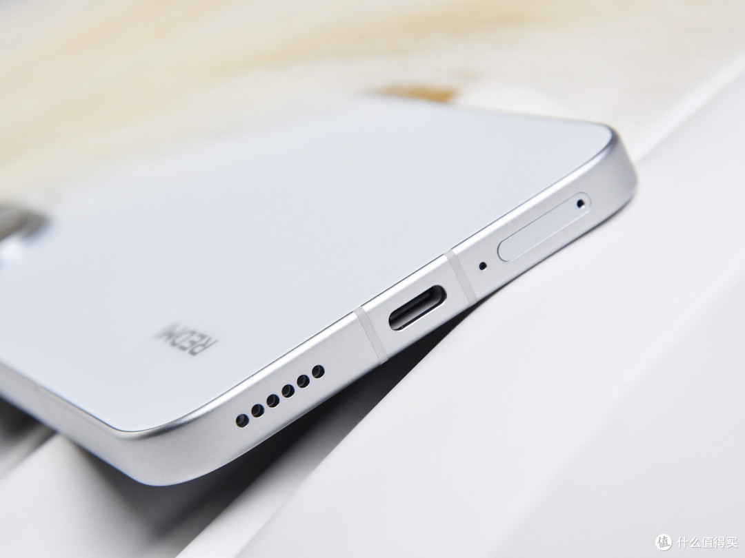 开卖一小时打破销量纪录，16GB+1TB+7550mAh，已成行业“新黑马”