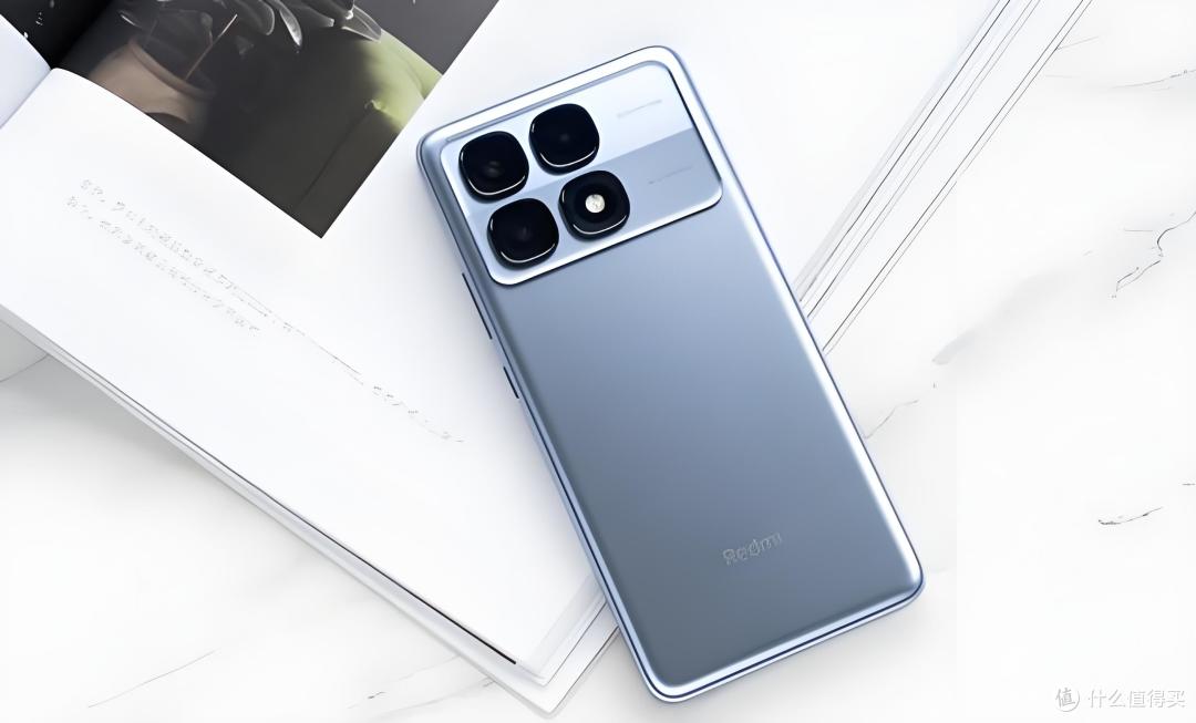 红米K80 Ultra设计亮相!圆形模组吸睛,跑分电池能否扛中端大梁
