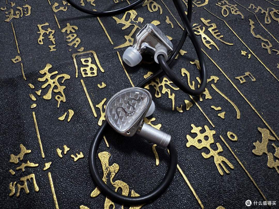 温润耐听的性价比之选——丽弦STA Hi End入耳式有线耳机