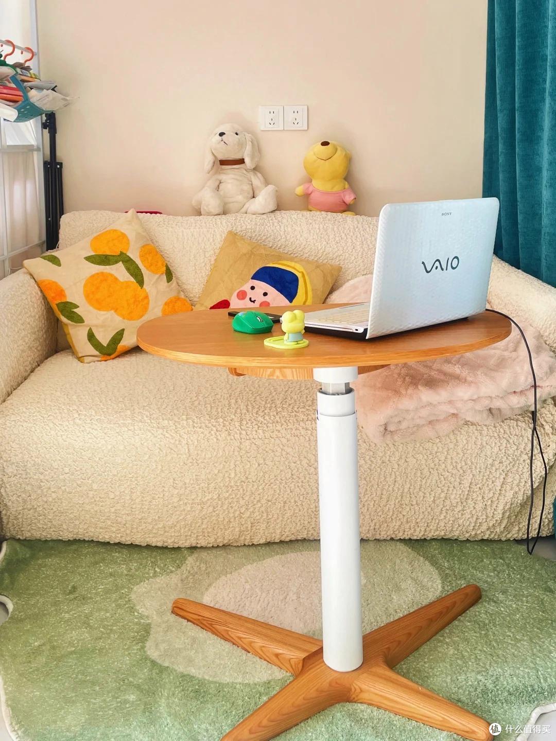 香港一姑娘火了,工作二十年,不买包不逛街,攒下8㎡小屋,晒晒