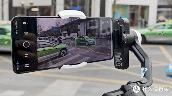 飞宇蝎子Mini 3 Pro稳定器:相机手机通吃,四合一的专业级手持云台