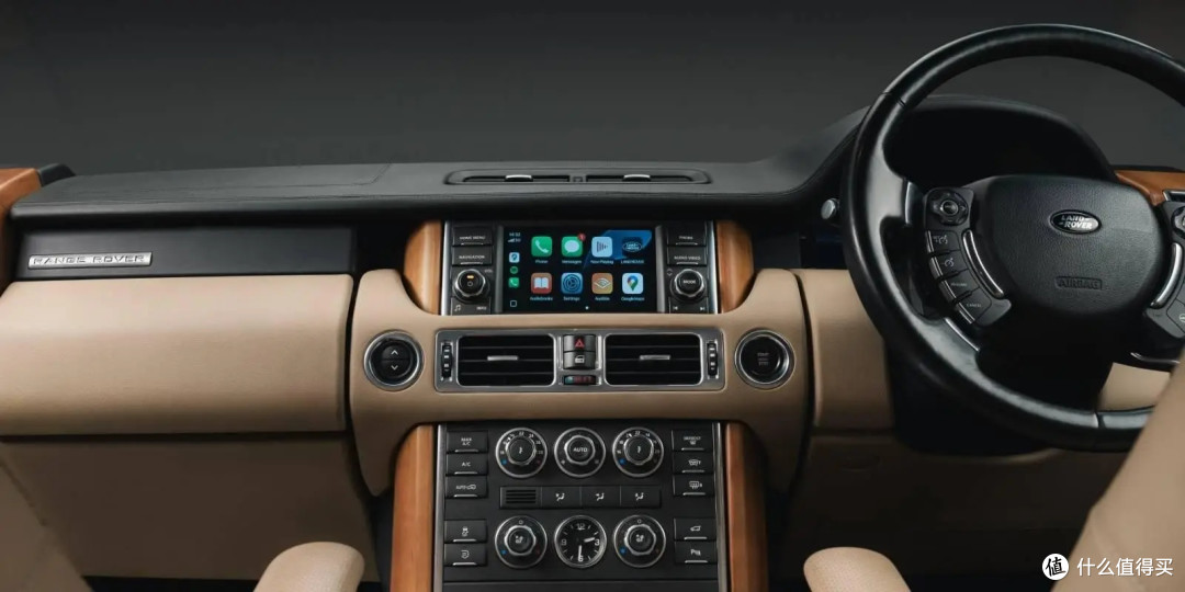 2010~2012 款揽胜海外焕新，路虎推 CarPlay 升级方案