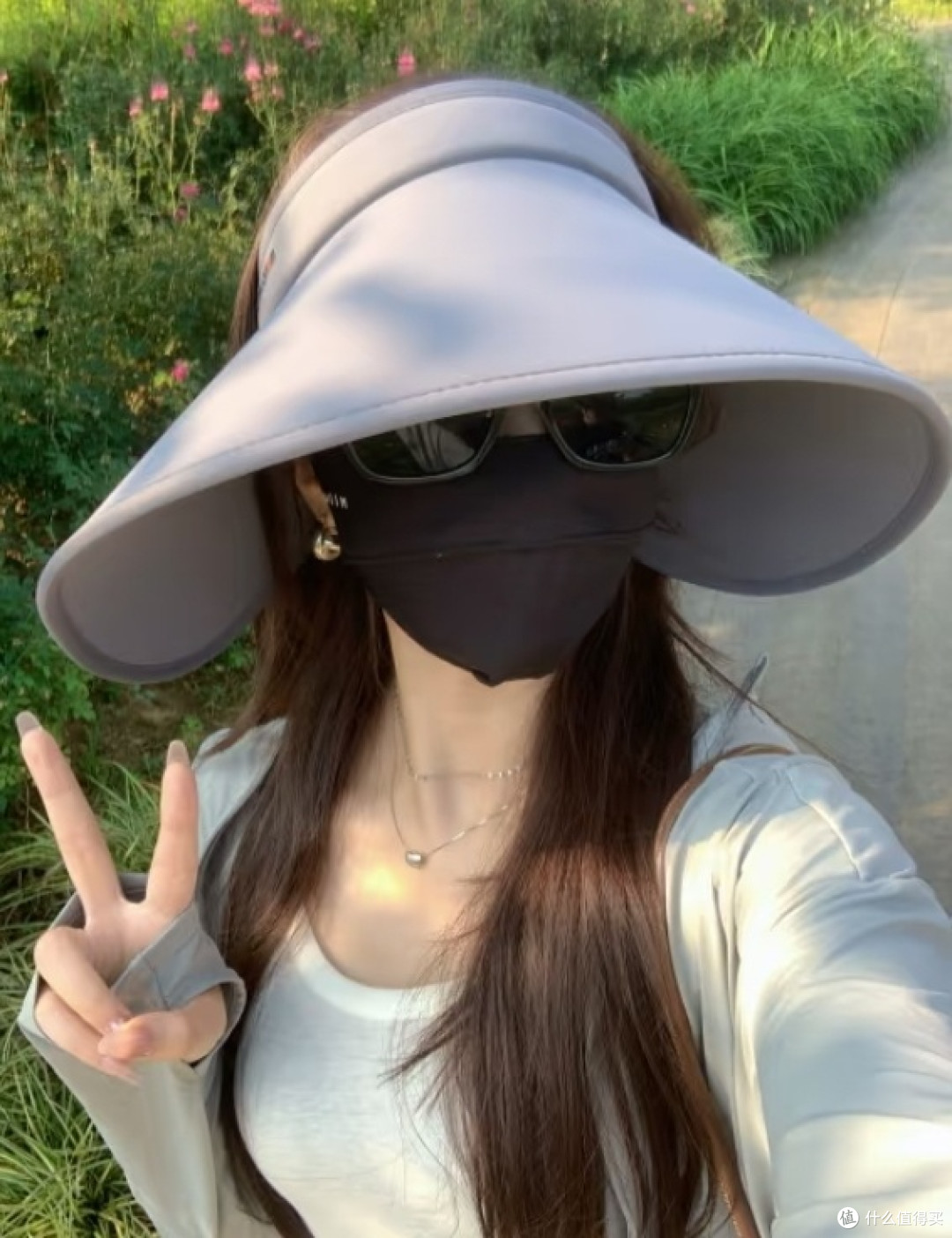 都市通勤族的日常防晒秘籍,包括通勤、办公室内外的防晒小贴士