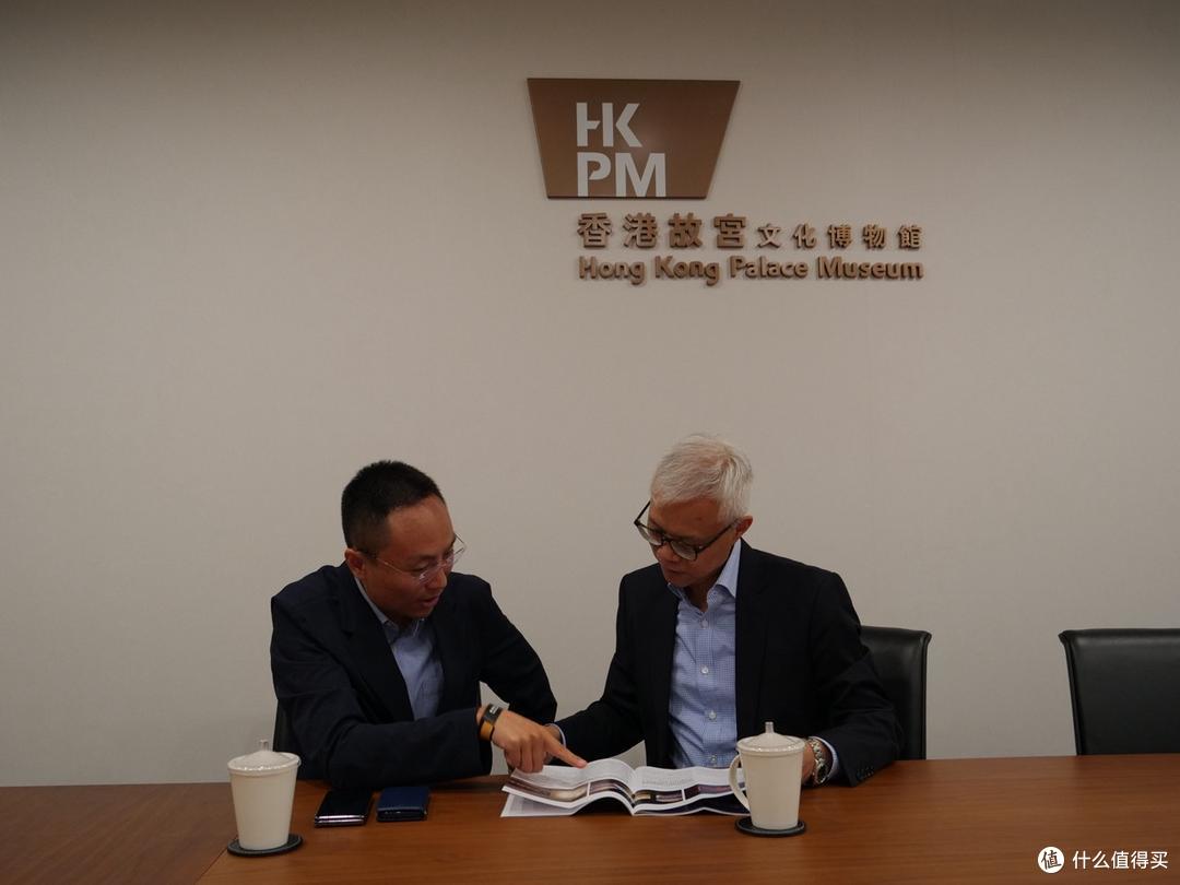 财经快讯|共工新闻社顾问黄光宇访香港故宫文化博物馆