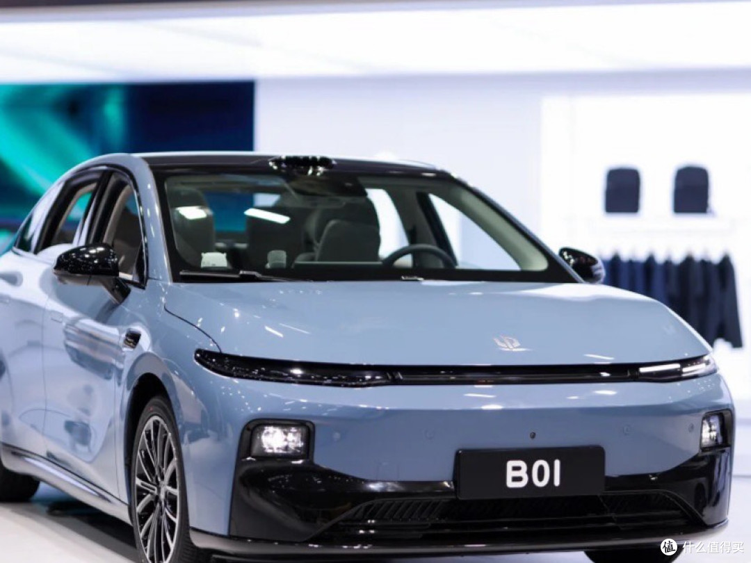 10万级轿车“卷王”零跑B01，颜值实力双双在线！