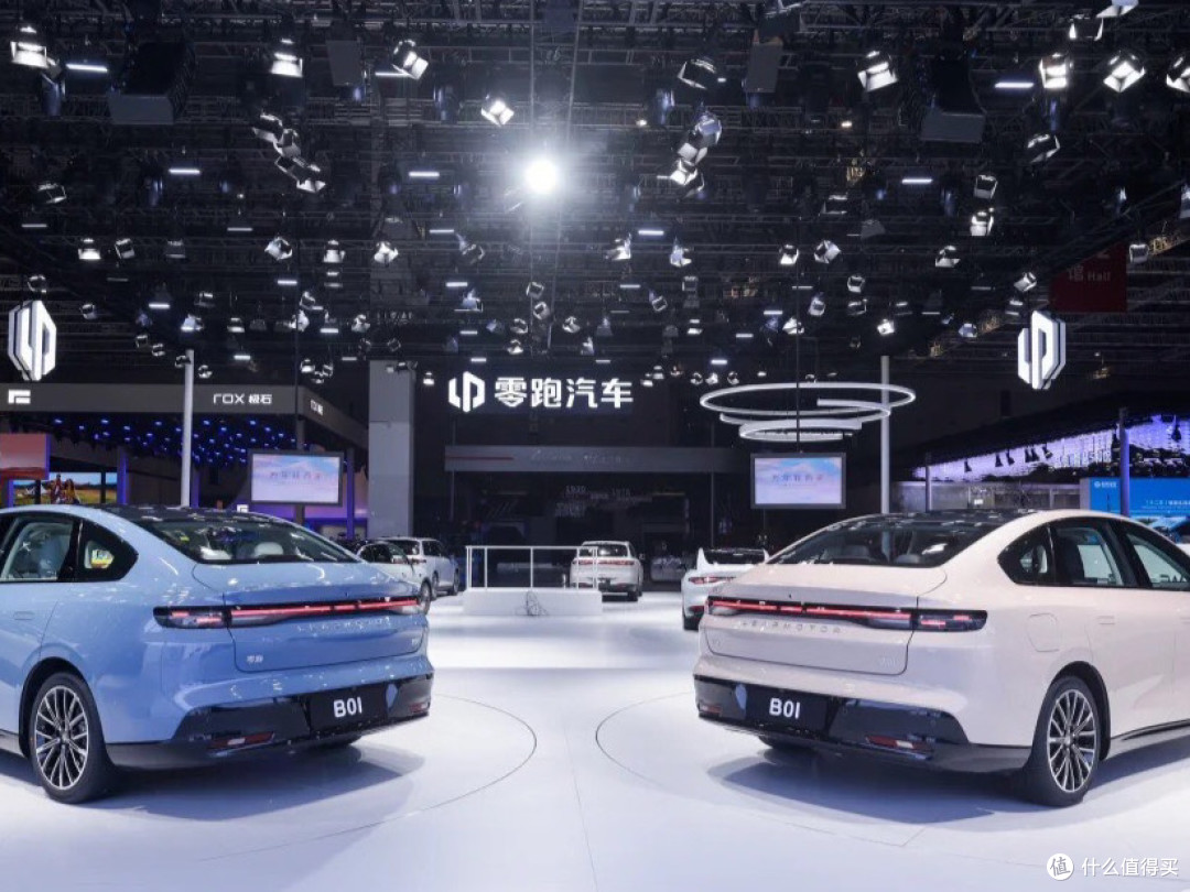 10万级轿车“卷王”零跑B01，颜值实力双双在线！