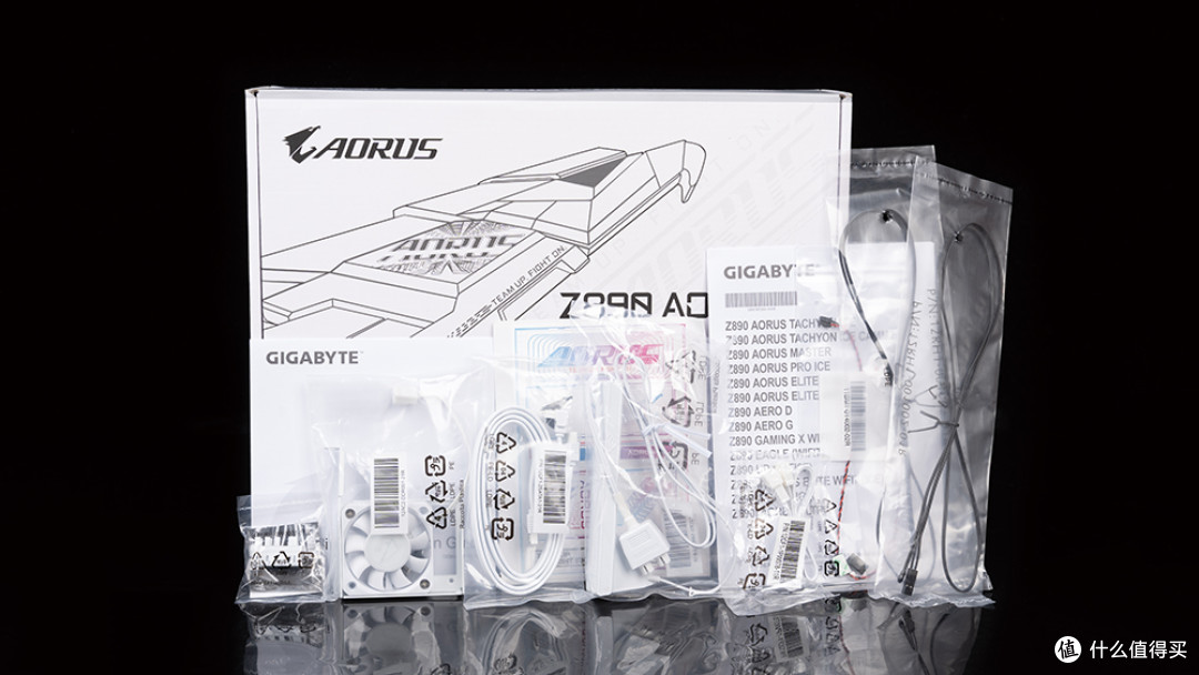 完美纯白探究极致性能，技嘉Z890 AORUS PRO ICE冰雕深入评测