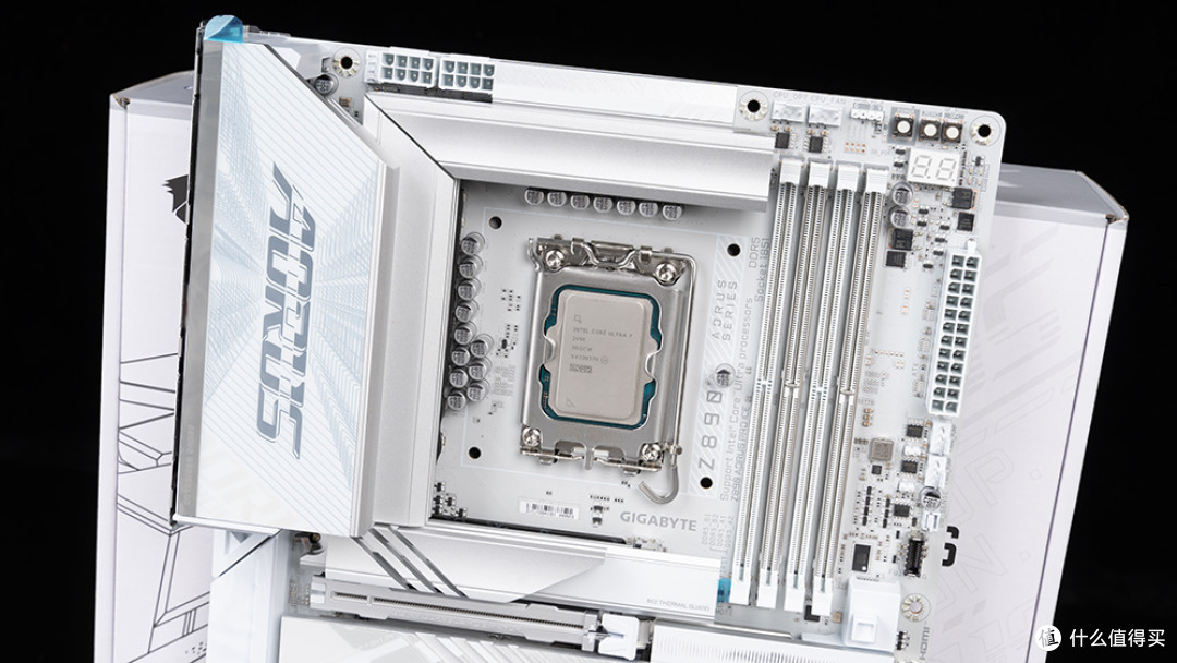 完美纯白探究极致性能，技嘉Z890 AORUS PRO ICE冰雕深入评测