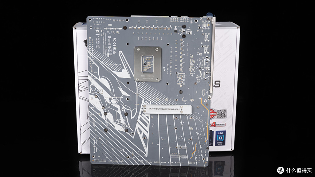 完美纯白探究极致性能，技嘉Z890 AORUS PRO ICE冰雕深入评测
