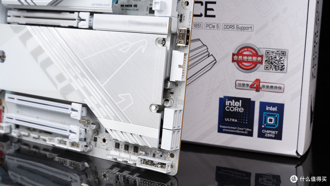 完美纯白探究极致性能，技嘉Z890 AORUS PRO ICE冰雕深入评测