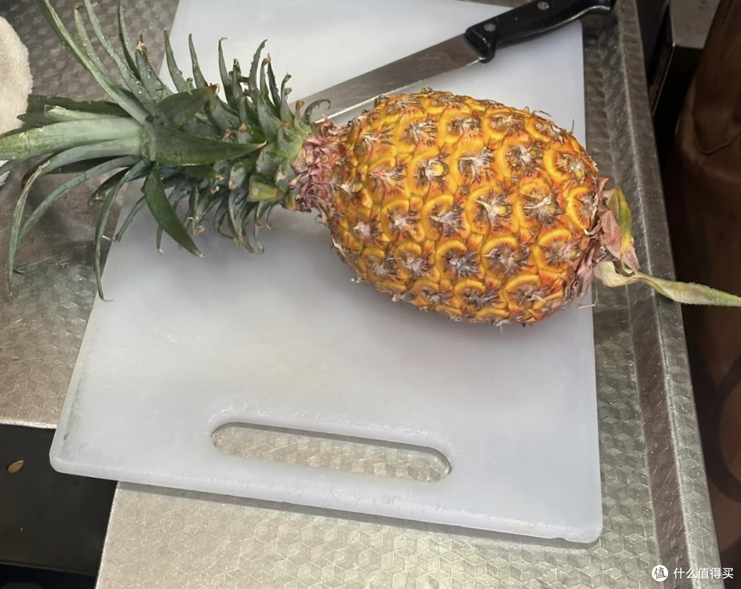 海南金钻凤梨:春季的甜蜜