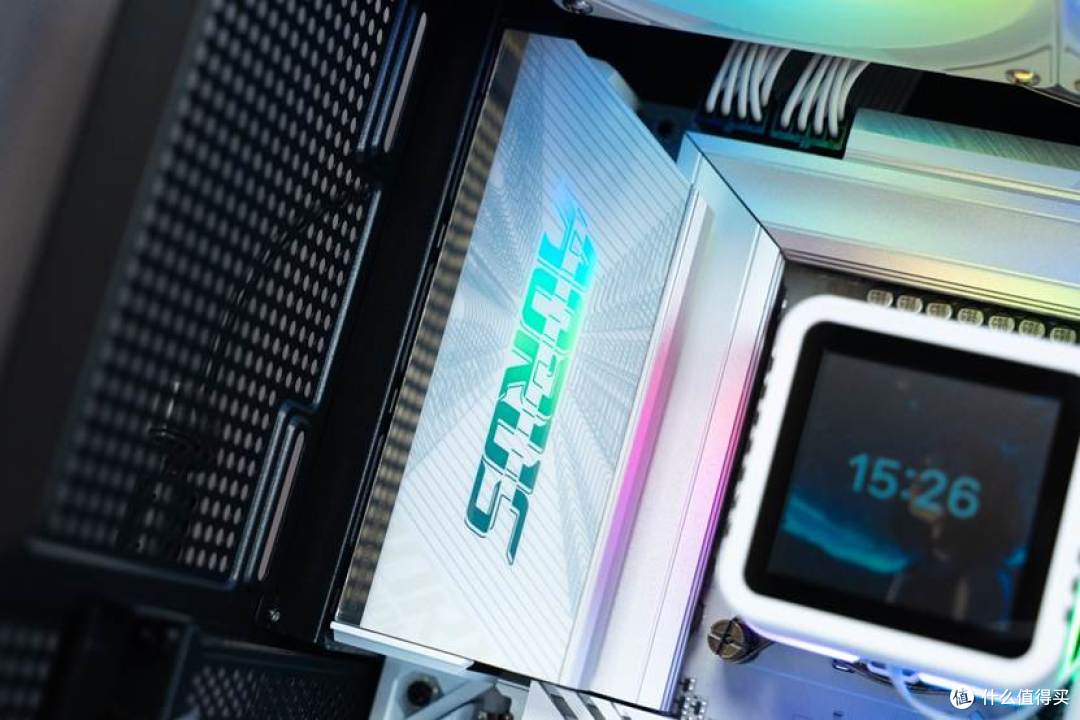 纯白即正义!技嘉 Z890 AORUS PRO ICE 主板深度评测