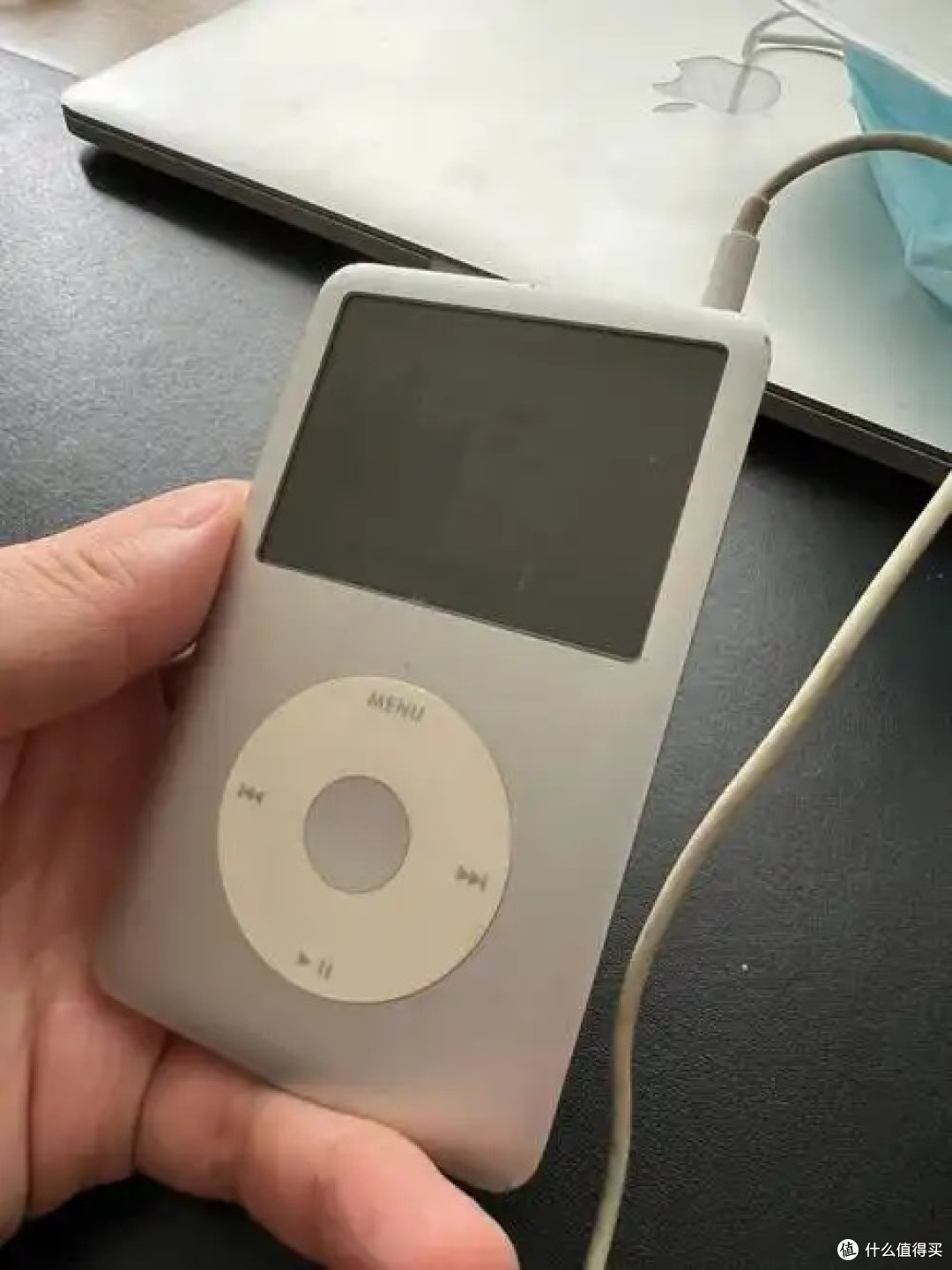 iPod Classic:银色转盘里的时光密语
