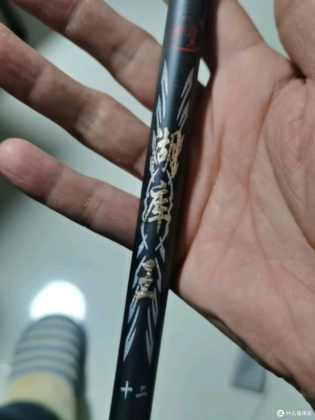 神鲨湖库王4.5米鱼竿:超轻超硬碳素精造,钓鱼爱好者的终极利器