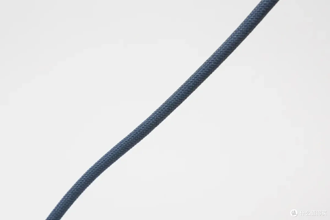 从耳机到数据线，Beats 能否延续潮流神话？60W USB-C 编织线实测