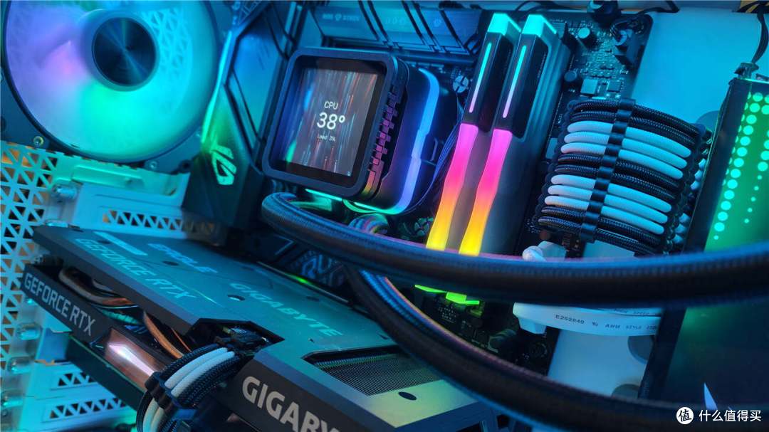 分体磁吸屏显，强悍散热——zalman思民阿尔法2 DS 360水冷！