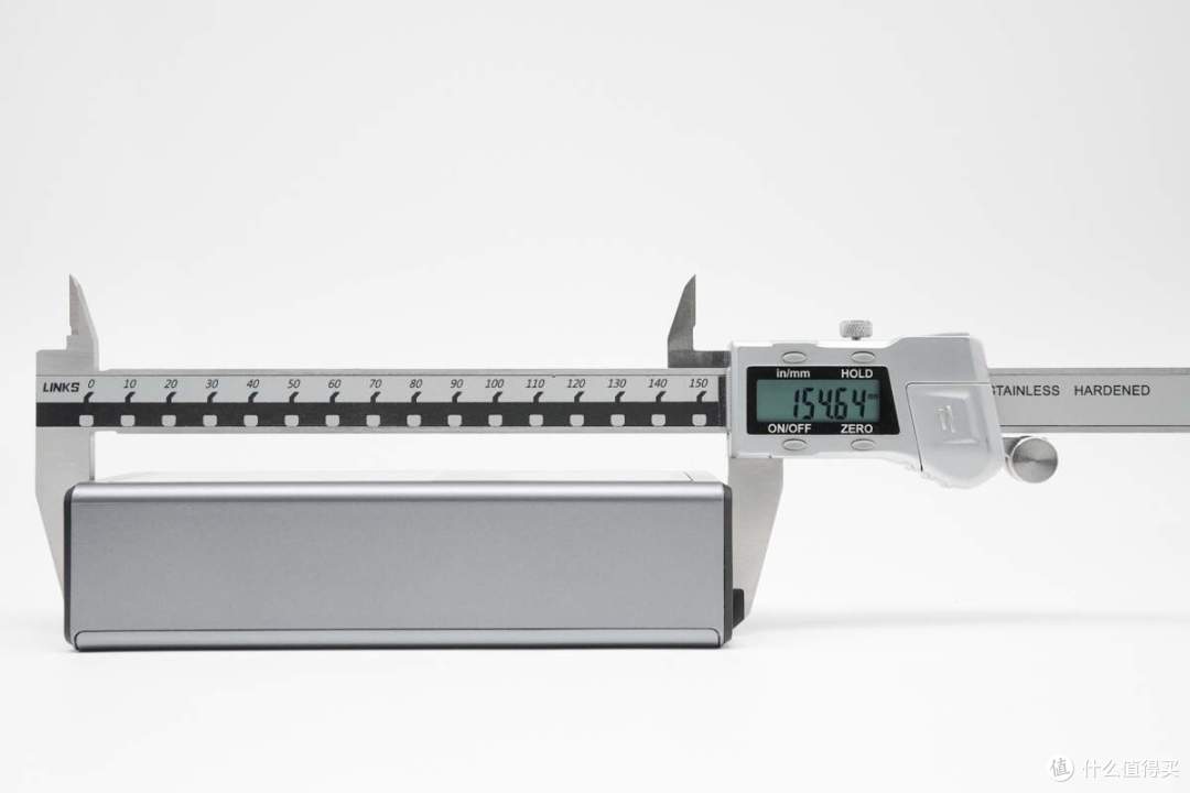 thinkplus 锋行者大功率笔记本移动电源 140W 20000mAh 评测