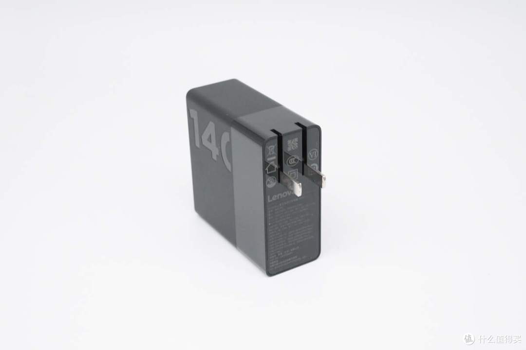 thinkplus 锋行者大功率笔记本移动电源 140W 20000mAh 评测