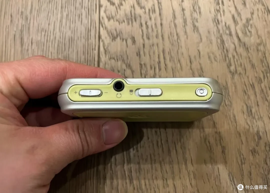 罕见的“洋垃圾”MP3播放器，内置5GB微硬盘，二手176元