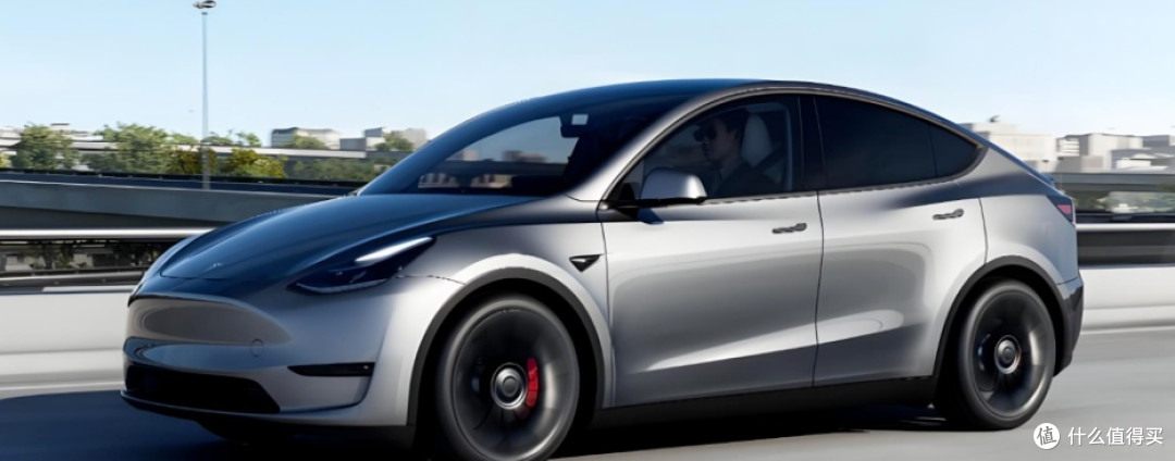 特斯拉焕新Model Y